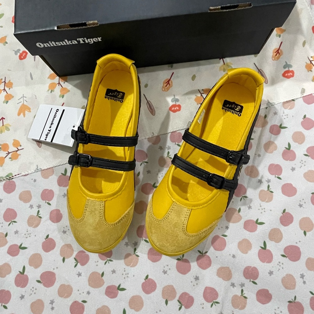 Onitsuka Tiger by Asics Yellow and Black Mary Jane Flats